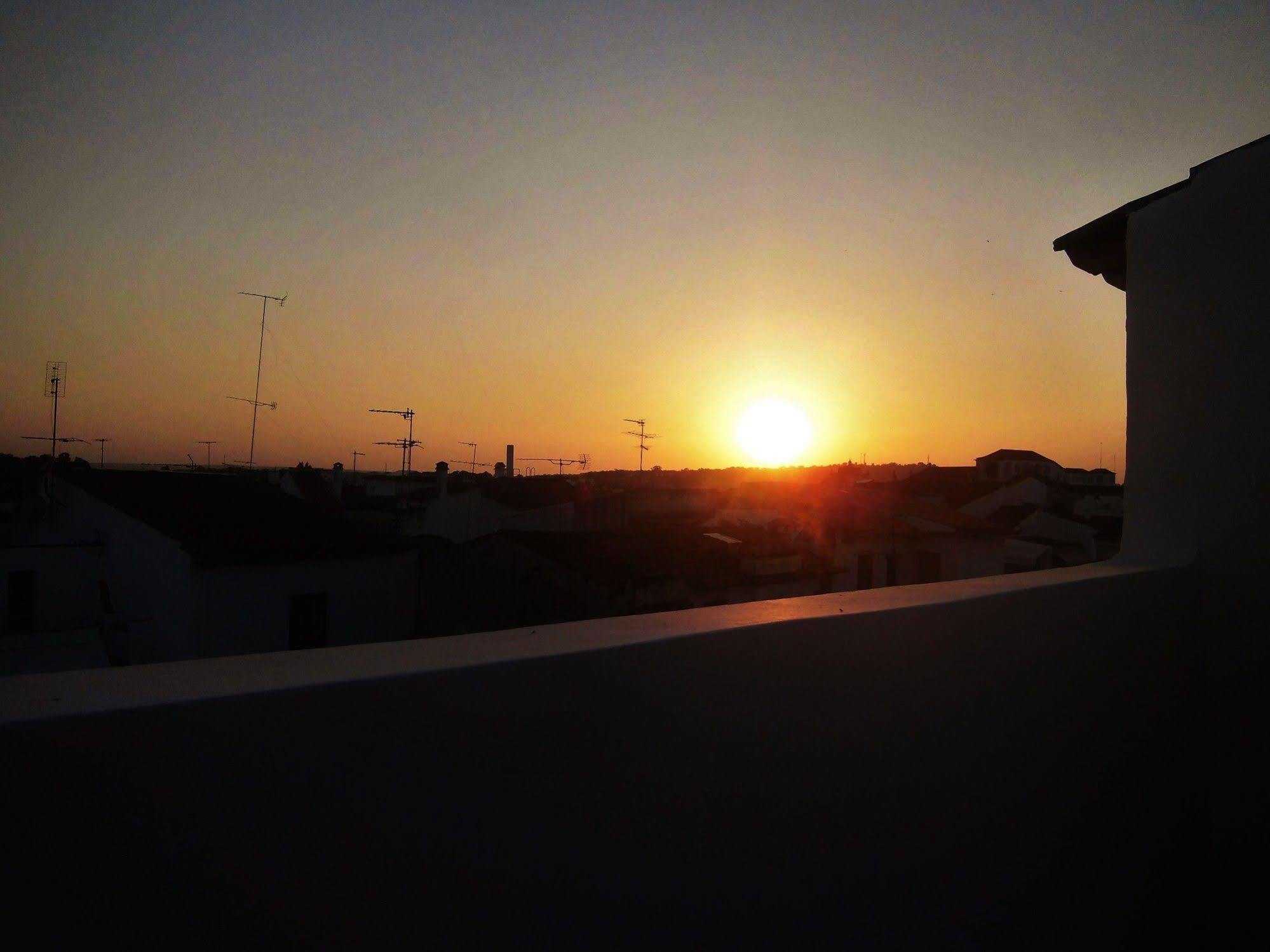 Hostel Raymundo Έβορα Εξωτερικό φωτογραφία